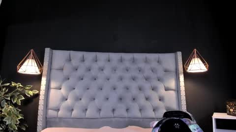 C A M I L A  online show from 8, 10, 2025