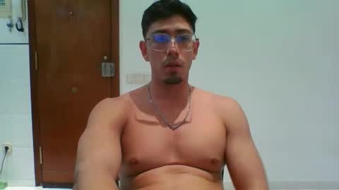 Snapshot of alexandbrandom chatting on 21, 9, 2025 Dotados online show from 21, 9, 2025