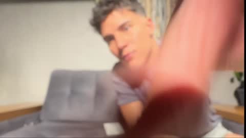 Alex  Dani online show from 8, 1, 2025