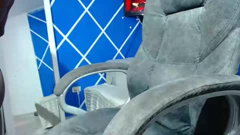 Snapshot of alexander_megan chatting on 8, 3, 2026 alexander online show from 8, 3, 2026