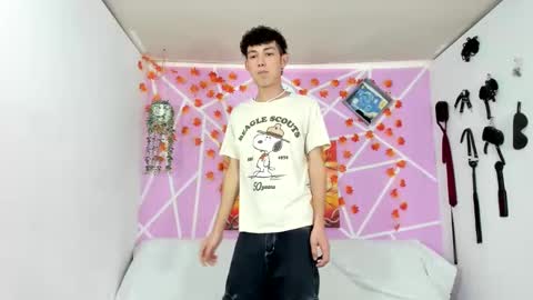 Snapshot of alexandluke1 chatting on 10, 2, 2025 chicos hot online show from 10, 2, 2025