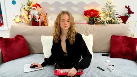 Alexandra Demore online show from 4, 1, 2025