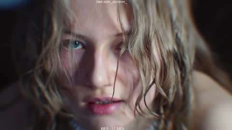 Alexandra Demore online show from 12, 9, 2025