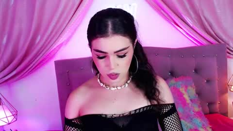 Snapshot of alexandra_evanz chatting on 8, 12, 2024 Alexandra Spellman online show from 8, 12, 2024