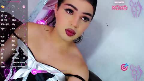 Snapshot of alexandra_evanz chatting on 12, 1, 2025 Alexandra Spellman online show from 12, 1, 2025