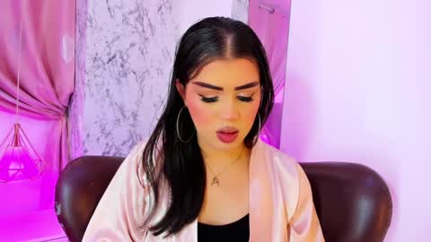 Snapshot of alexandra_evanz chatting on 12, 3, 2025 Alexandra Spellman online show from 12, 3, 2025