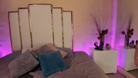 alexandraa_gomez online show from 10, 10, 2025