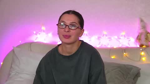 AlexandraBloom online show from 17, 12, 2024