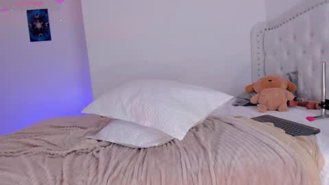 Snapshot of alexaworld chatting on 6, 2, 2025 lexandra online show from 6, 2, 2025