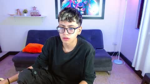 Snapshot of alexcum_18 chatting on 1, 4, 2026 alex online show from 1, 4, 2026