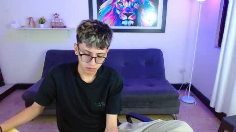 Snapshot of alexcum_18 chatting on 6, 4, 2026 alex online show from 6, 4, 2026