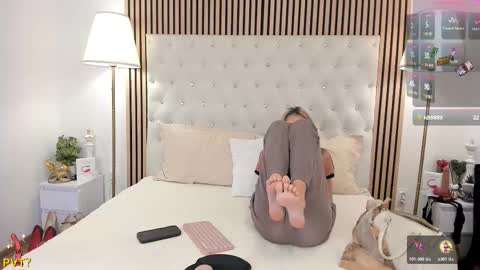 Alexia Sara online show from 23, 10, 2025