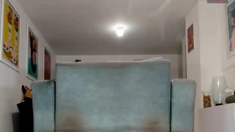 Alexis London online show from 3, 1, 2025