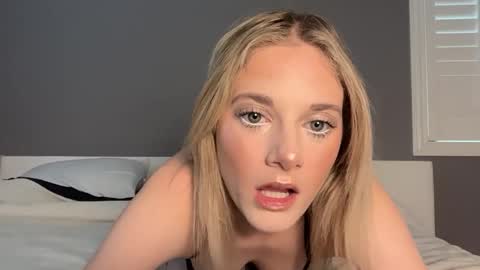 alexispaige06 online show from 14, 12, 2025