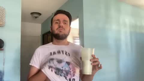 Snapshot of alexitho35 chatting on 26, 10, 2025 alexitho35 online show from 26, 10, 2025