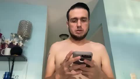 Snapshot of alexitho35 chatting on 30, 10, 2025 alexitho35 online show from 30, 10, 2025