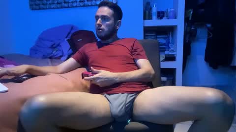 Snapshot of alexitho35 chatting on 20, 11, 2025 alexitho35 online show from 20, 11, 2025