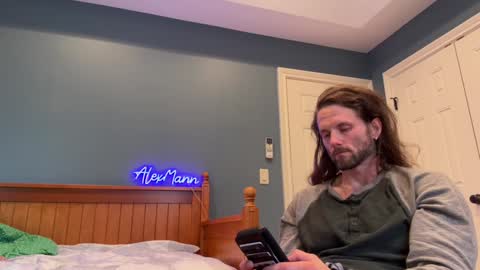 Snapshot of alexmanndickerson chatting on 1, 12, 2024 Alex Mann online show from 1, 12, 2024