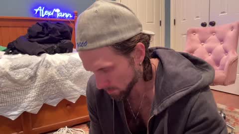 Snapshot of alexmanndickerson chatting on 4, 12, 2024 Alex Mann online show from 4, 12, 2024