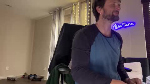 Snapshot of alexmanndickerson chatting on 30, 10, 2025 Alex Mann online show from 30, 10, 2025