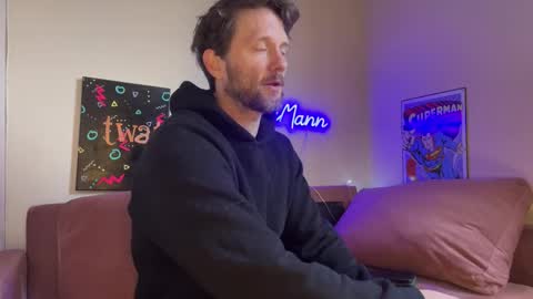 Alex Mann online show from 15, 3, 2026