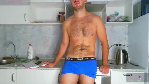 Snapshot of alexnovakk chatting on 11, 9, 2025 Alex online show from 11, 9, 2025