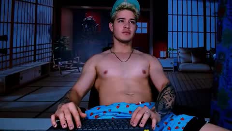 Alex online show from 12, 11, 2025