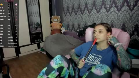 Snapshot of alexracc00n chatting on 21, 1, 2025 Alex online show from 21, 1, 2025