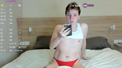 Snapshot of alexthevibe chatting on 5, 1, 2025 Alex online show from 5, 1, 2025