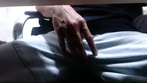 Snapshot of alextwunkk chatting on 5, 2, 2025 Alex online show from 5, 2, 2025