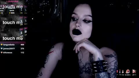 Snapshot of alexx_succubus chatting on 5, 3, 2025 Alexx Succubus online show from 5, 3, 2025