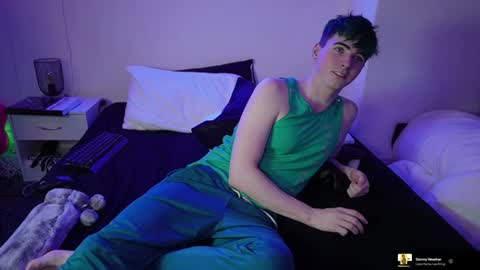 Snapshot of alfiegreenxxx chatting on 5, 2, 2025 Alfie Green online show from 5, 2, 2025