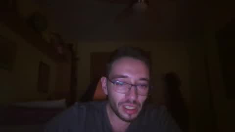 alguiennnn online show from 11, 4, 2026