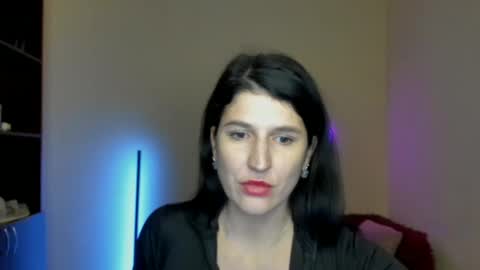 Alianna online show from 4, 3, 2025