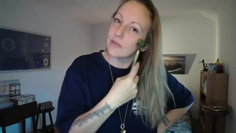 Alice online show from 15, 11, 2025