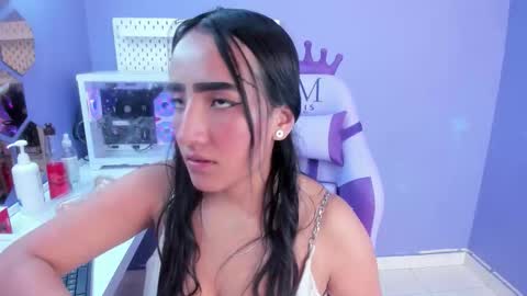 alice_26__ online show from 4, 2, 2026