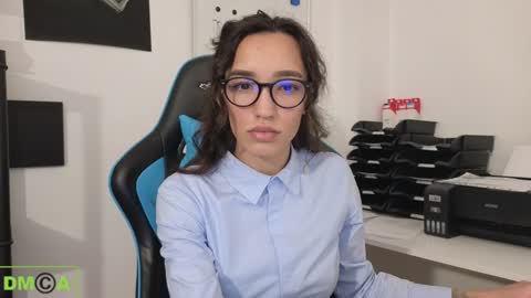 Snapshot of alice_bane chatting on 7, 1, 2025 A R Y A  T I A online show from 7, 1, 2025