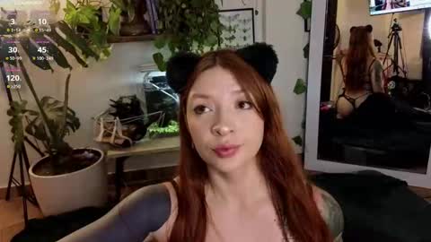 Alicia online show from 7, 10, 2025