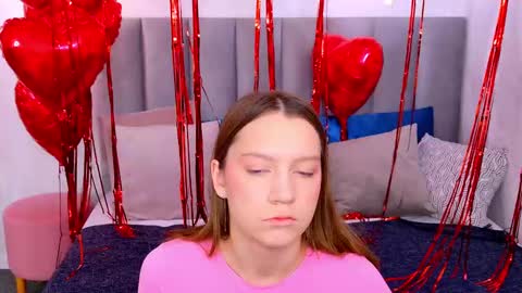 Snapshot of alice_charmy chatting on 13, 2, 2025 Alice in Wonderland online show from 13, 2, 2025