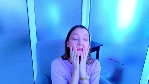 Snapshot of alice_charmy chatting on 15, 2, 2025 Alice in Wonderland online show from 15, 2, 2025