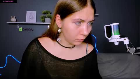 Snapshot of alice_cold chatting on 23, 9, 2025 alice_cold online show from 23, 9, 2025