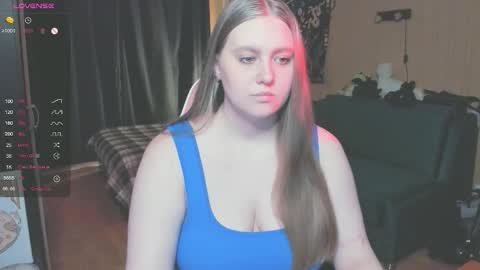 Snapshot of alice_dreamgirl_ chatting on 21, 10, 2025 Alice 3 online show from 21, 10, 2025