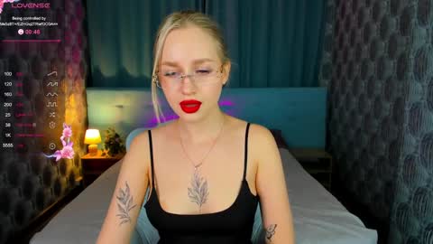 Snapshot of alice_elf chatting on 10, 1, 2025 Alice online show from 10, 1, 2025