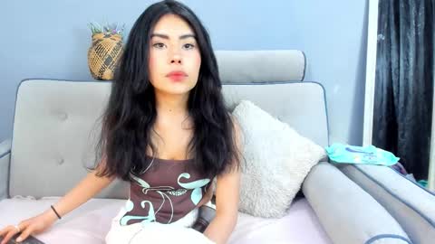  Alice Evans online show from 4, 2, 2026