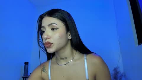 Manuela online show from 15, 1, 2025