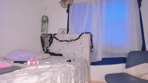 Snapshot of alice_guzman1 chatting on 30, 10, 2025 ALICE Alice guzman online show from 30, 10, 2025