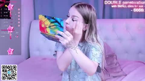 alice_halle online show from 7, 11, 2025