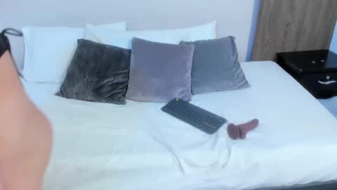 Alice  online show from 6, 3, 2025