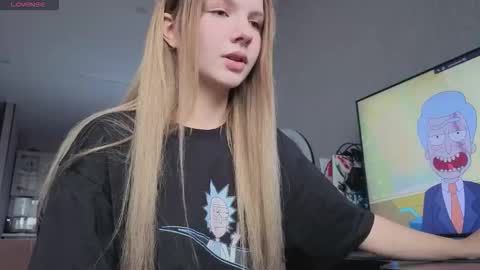 Snapshot of alice_hetfield chatting on 24, 10, 2025 My name is Alice find out about me in the Fansly online show from 24, 10, 2025