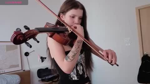 Snapshot of alice_hetfield chatting on 11, 2, 2026 My name is Alice find out about me in the Fansly online show from 11, 2, 2026